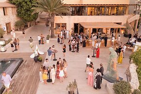 Ruins Luxury Resort