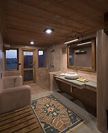 MANVĀR Kumat Thar Serenity Camp