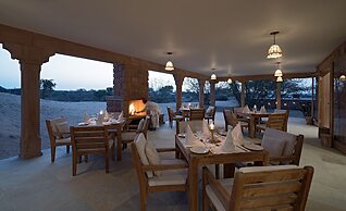 MANVĀR Kumat Thar Serenity Camp