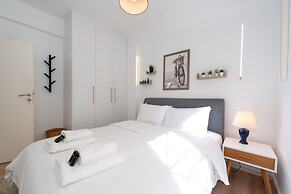 Modern Luxury Apartment in Glyfada