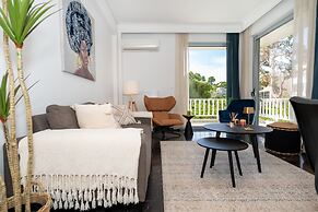 Modern Luxury Apartment in Glyfada