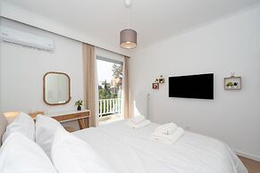 Modern Luxury Apartment in Glyfada