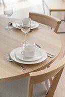 Cozy 1-bedroom Apartment by Renters