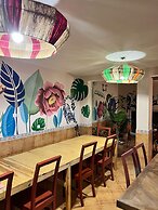 ART POiNT GUESTHOUSE