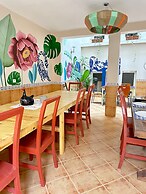 ART POiNT GUESTHOUSE