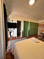 ART POiNT GUESTHOUSE