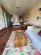 ART POiNT GUESTHOUSE