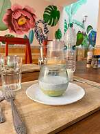 ART POiNT GUESTHOUSE