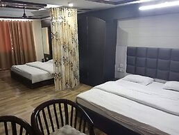 Green Palms Rubystone Exotic