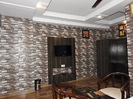 Green Palms Rubystone Exotic