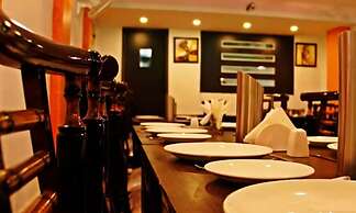 Green Palms Rubystone Exotic