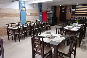 Green Palms Rubystone Exotic