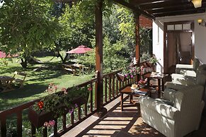 Bedzzz Xclusiv Baikunth Manali by Leisure Hotels