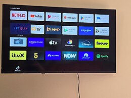 Skala - Villa - Sleeps 7 - Parking - Garden