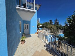 Skala - Villa - Sleeps 7 - Parking - Garden