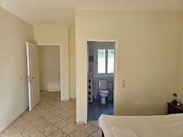 Skala - Villa - Sleeps 7 - Parking - Garden