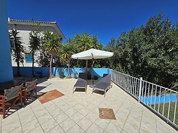 Skala - Villa - Sleeps 7 - Parking - Garden