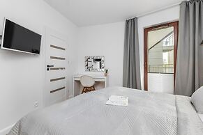Apartment in Gdansk Center by Renters