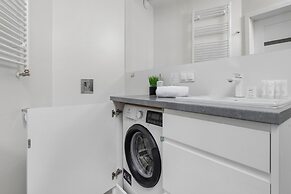 Apartment in Gdansk Center by Renters