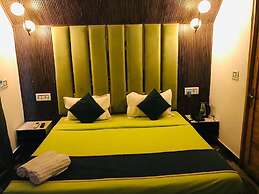 Eden Rock River Resort