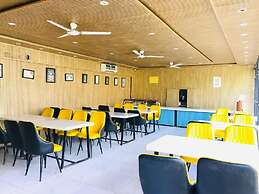 Eden Rock River Resort