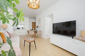 Elegant Apartment Warsaw by Renters