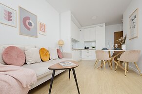 Elegant Apartment Warsaw by Renters