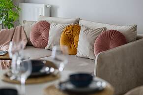 Elegant Apartment Warsaw by Renters