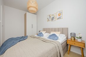 Elegant Apartment Warsaw by Renters
