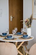 Elegant Apartment Warsaw by Renters