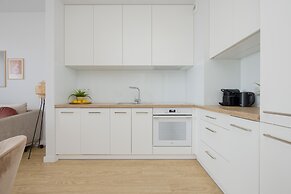 Elegant Apartment Warsaw by Renters