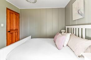 HV Spacious Retreat w Pool No Cleaning Fee