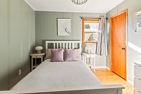 HV Spacious Retreat w Pool No Cleaning Fee