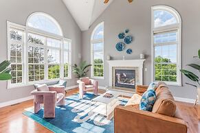 Hudson Valley Retreat Pool spa Home Theater gym