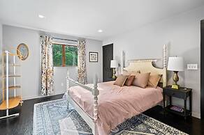 Art Deco Catskill Est w Epic Views