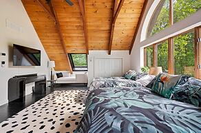 Art Deco Catskill Est w Epic Views