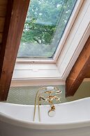 Art Deco Catskill Est w Epic Views