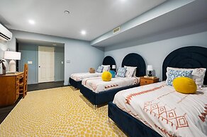 Art Deco Catskill Est w Epic Views