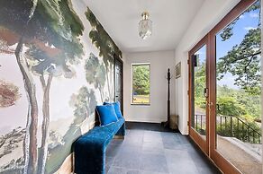 Art Deco Catskill Est w Epic Views