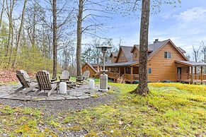 Sun-filled Log Home on 20 Prvt Acres Nr Rhinebeck