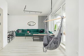 Portowa Apartment Kołobrzeg by Renters