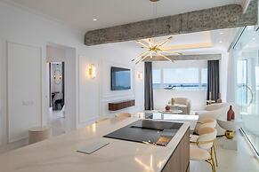 Blue Marina Suites Boutique Apartments