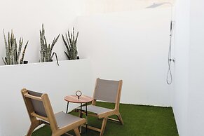 Blue Marina Suites Boutique Apartments