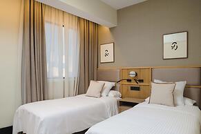 Blue Marina Suites Boutique Apartments