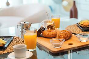 Blue Marina Suites Boutique Apartments