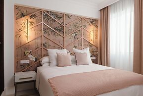 Blue Marina Suites Boutique Apartments