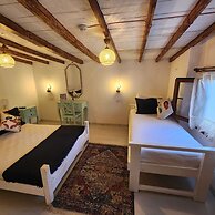 Kapela Tas Otel Alacatı