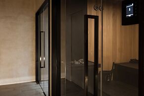 One of One Hotel