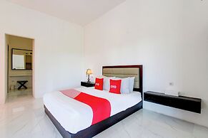 OYO 93885 D'harjo Guesthouse