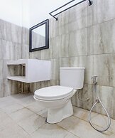 OYO 93885 D'harjo Guesthouse